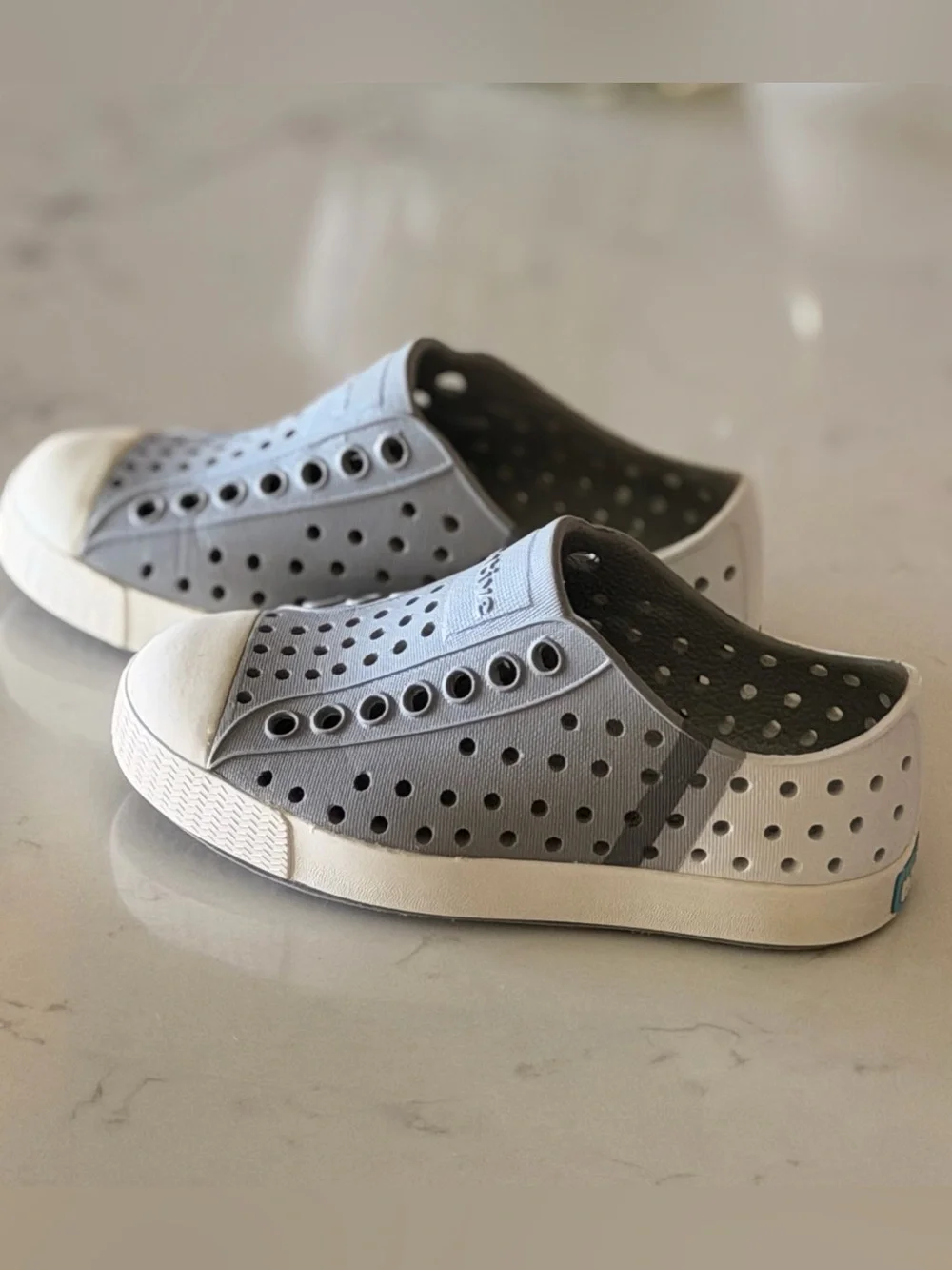Native Jefferson Slip-Ons Kids Grey and White Perforated Sneakers